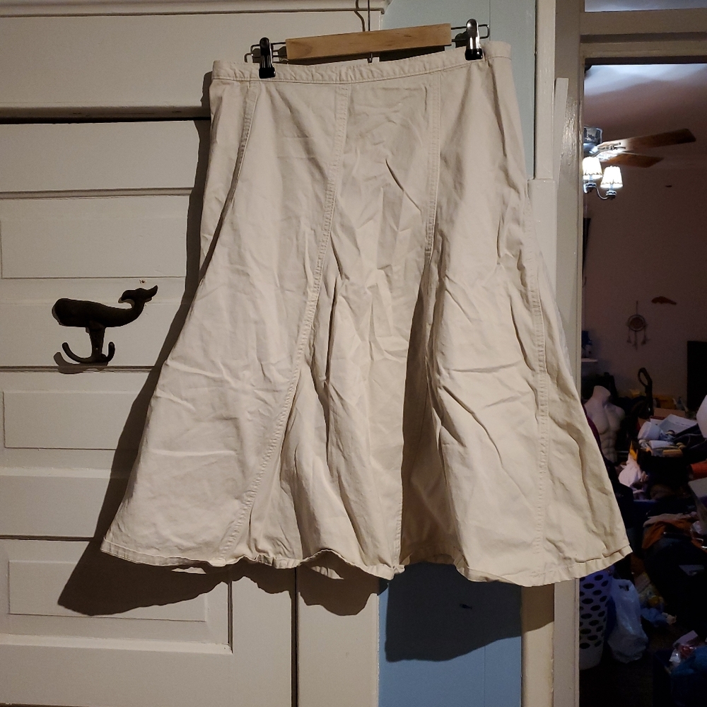 Gap Tulip Flare Skirt, long. Khaki Colored, Sz. 12
